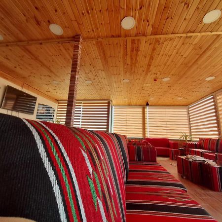 Petra Cabin Dorms Hostel Wadi Musa Esterno foto